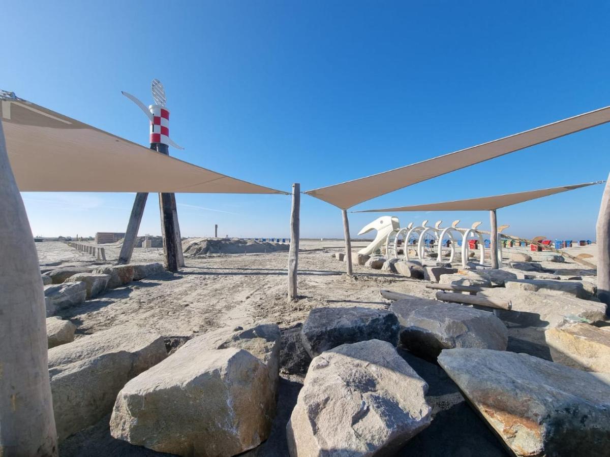 Ferienhaus Steuerbord Im Bootshaus Neßmersiel Bagian luar foto