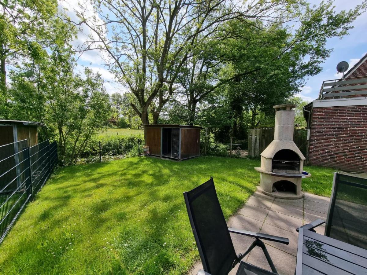 Ferienhaus Steuerbord Im Bootshaus Neßmersiel Bagian luar foto
